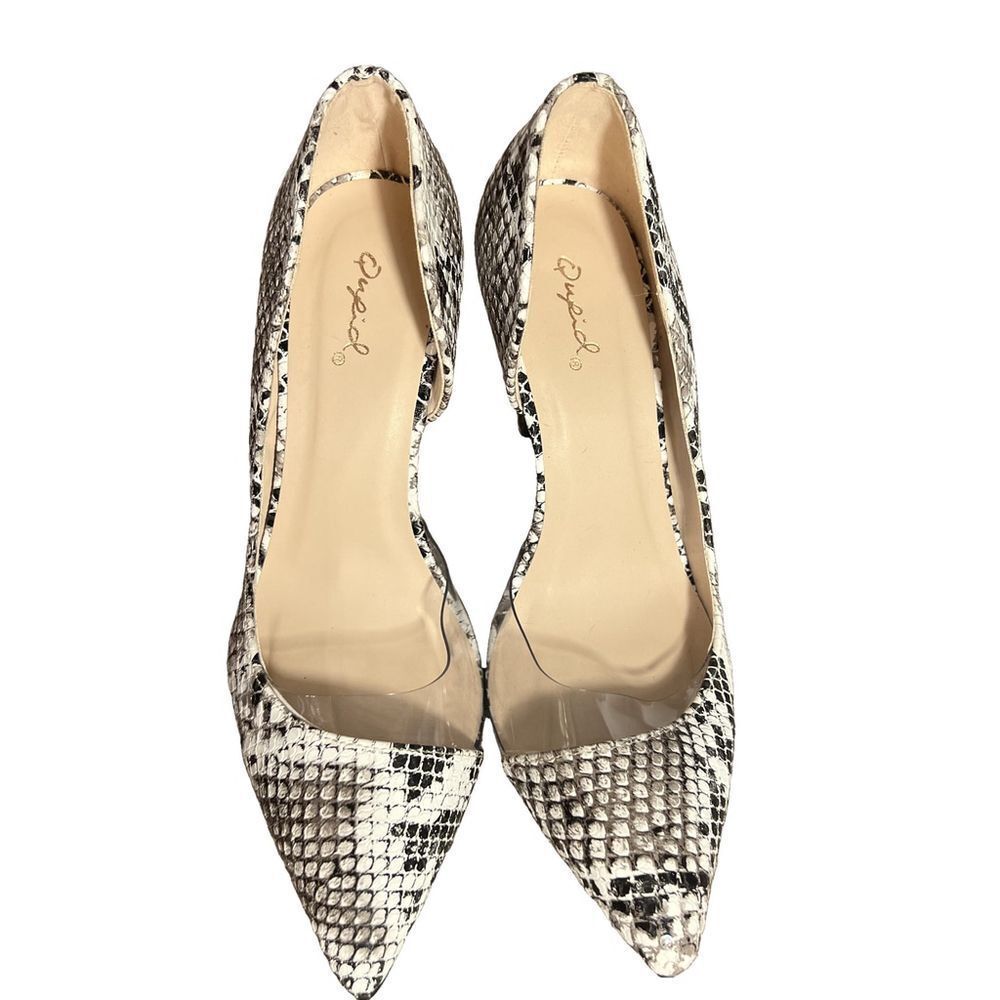 Qupid Women's Heels, Size 8, White & Black snake skin pattern